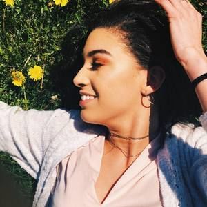 Meet your Posher, Kelby